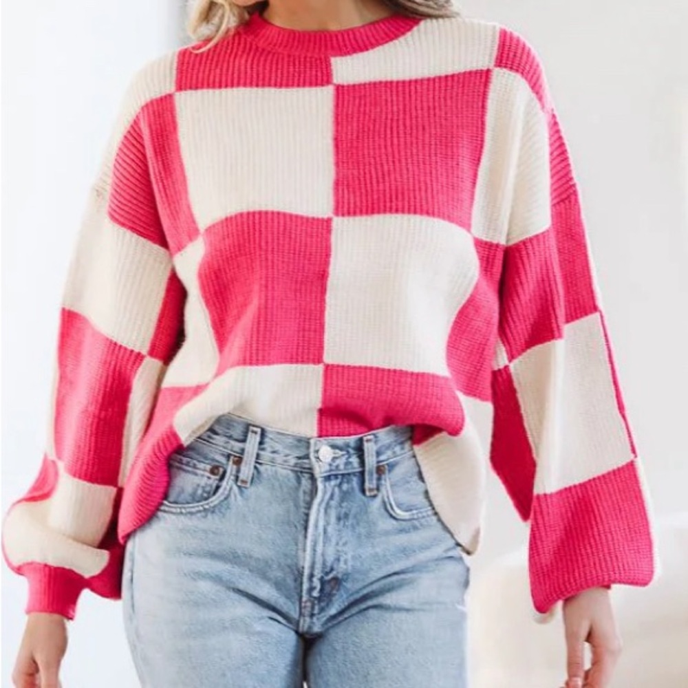 Adorable, Moon and Madison Junior Sweater🩷 - Picture 4 of 6